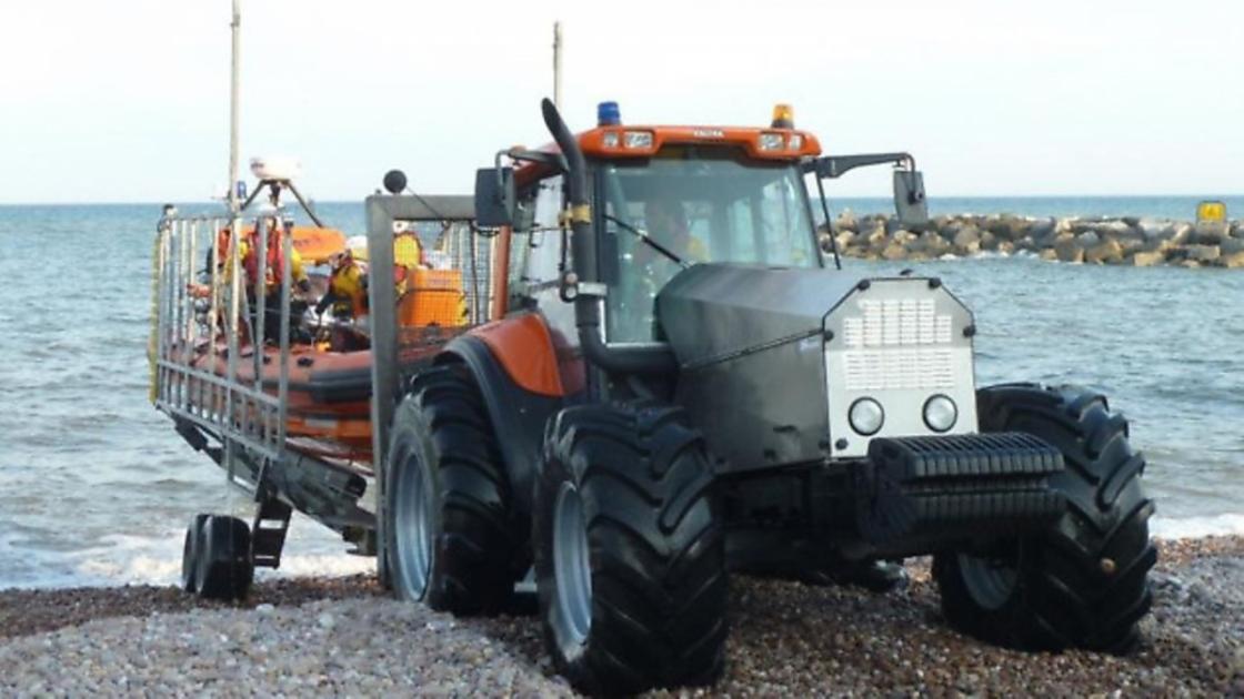 Lifeboat's £92,000 new tractor makes a splash | Sidmouth Herald