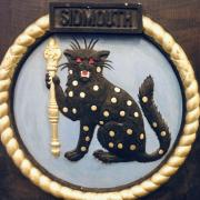 The wildcat on HMS Sidmouth's badge is part of Viscount Sidmouth's family coat of arms